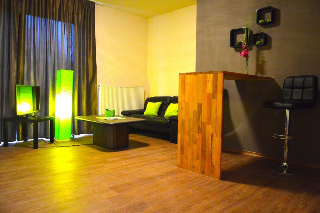 Hotel Haus Krone Bexbach Quarto foto